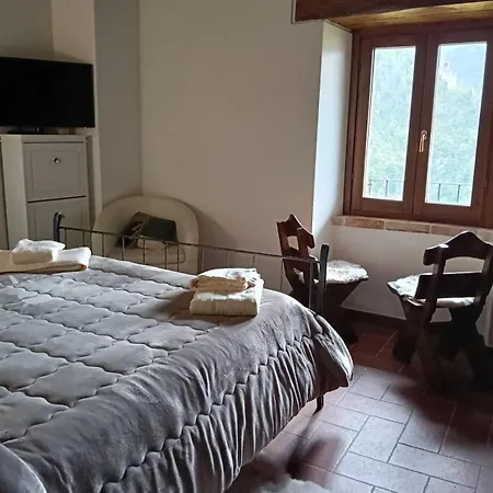 Tourist House In Borgosulnera Ferentillo